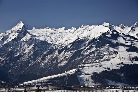 Mountain view of Kitzsteinhorn